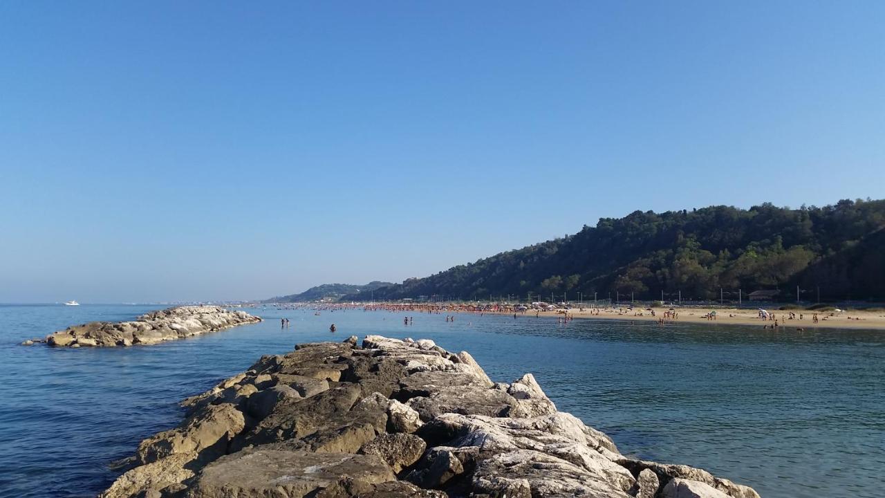 Appartamento In Villetta A 2 Passi Dal Mare E Dal Centro Pesaro Esterno foto